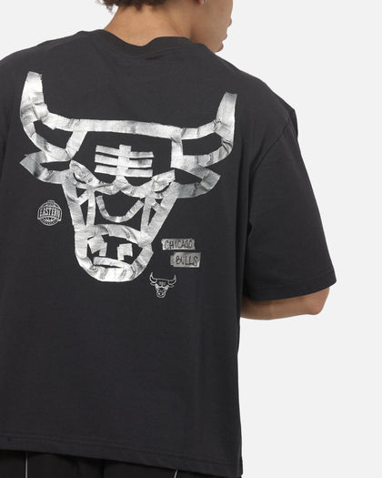 Mitchell & Ness Chicago Bulls Tape Crop T-Shirt Washed Black