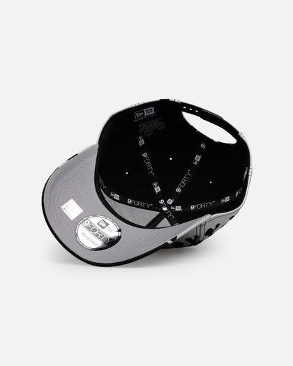 New Era Los Angeles Lakers 'Metallic Flames' 9FORTY A-Frame Snapback Black/Silver