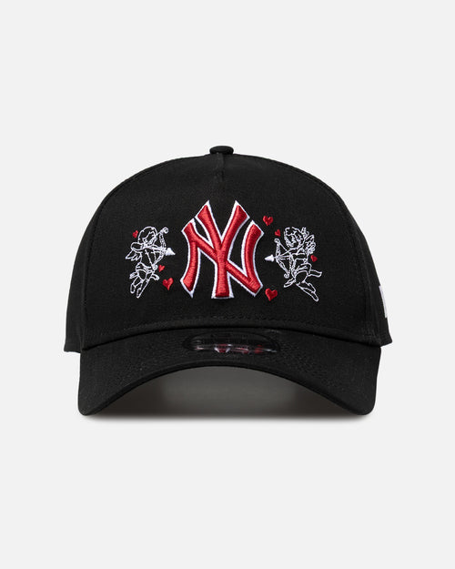 New Era New York Yankees 'Valentines Day' 9FORTY A-Frame Snapback Black