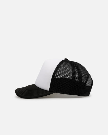 American Thrift Essential Trucker Snapback Black/White