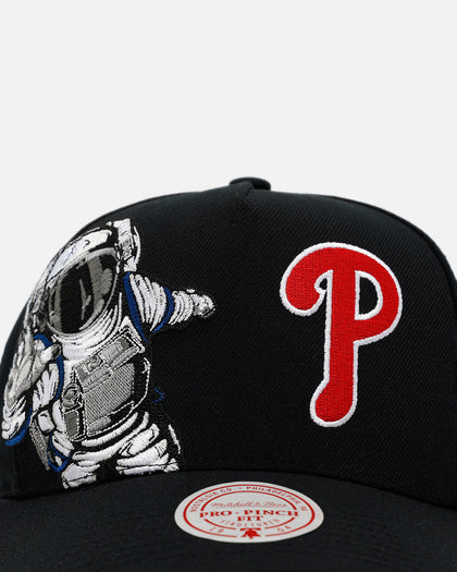 Mitchell & Ness Philadelphia Phillies 'Rocketman' Pro Pinch Snapback Black