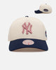 Mitchell & Ness New York Yankees 'Pink Team Logo' Pro Pinch Snapback Off White