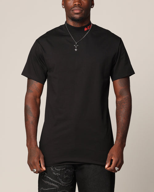Saint Morta Old English Mock Neck T-Shirt Black/Red