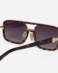 Belvior & Co Hayward Sunglasses Tort/Smoke