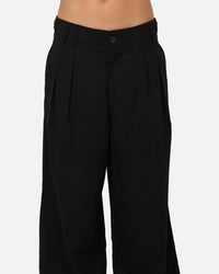 XXIII Pleated Pant Black