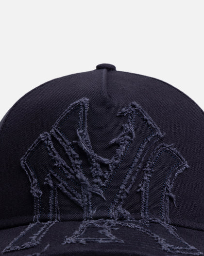 New Era New York Yankees 'Applique Distressed' 9FORTY A-Frame Snapback Navy