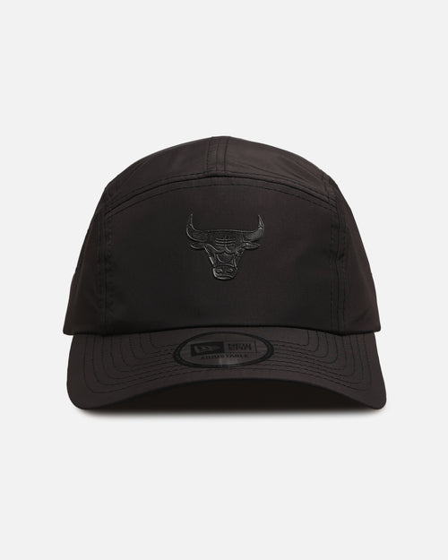 New Era Chicago Bulls 'New Era x Alpha Industries' Camper Strapback Black