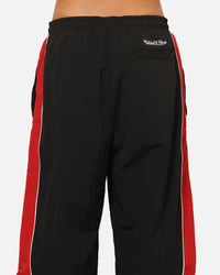 Mitchell & Ness Chicago Bulls Nylon Tracksuit Pants Black/Red