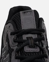 New Balance 740 Black/Black