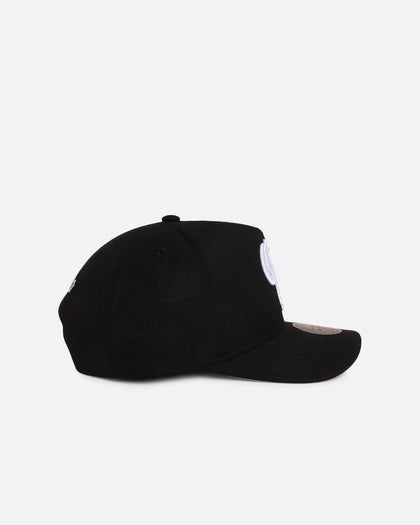 Mitchell & Ness Chicago Bulls 'Monogram' Pro Pinch Snapback Black