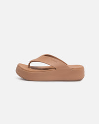 Crocs Women's Getaway Platform Flip Chocolate