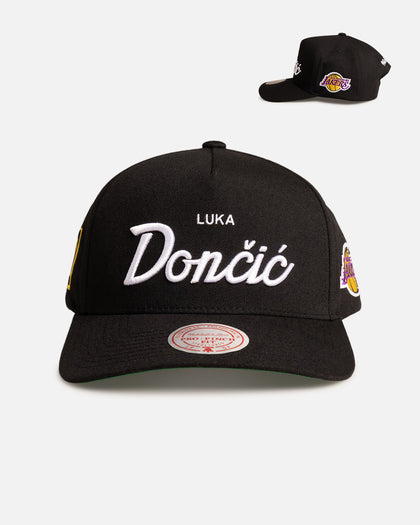 Mitchell & Ness Los Angeles Lakers Luka Dončić 'CLSC Script' Pro Pinch Snapback Black