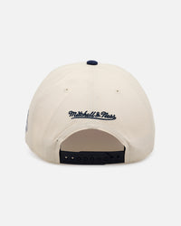 Mitchell & Ness New York Yankees 'Pink Team Logo' Pro Pinch Snapback Off White