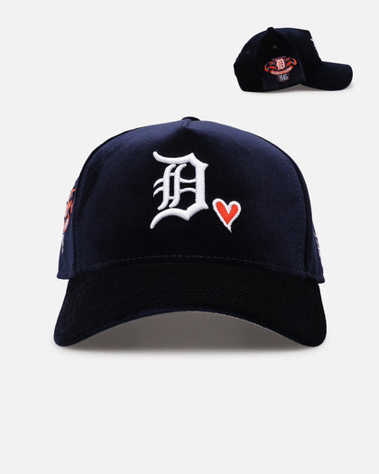 New Era Detroit Tigers 'Velvet Hearts' 9FORTY A-Frame Snapback Blue