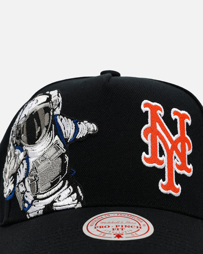 Mitchell & Ness New York Mets 'Rocketman' Pro Pinch Snapback Black