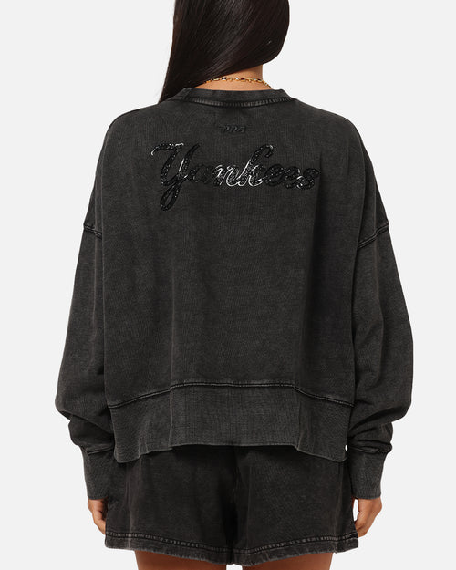 Pro Standard Women's New York Yankees Washed Crystaline Crewneck Washed Black