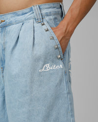 Loiter 3 Quarter Shorts Light Wash