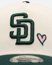 New Era San Diego Padres 'Pink Satin Hearts Green' 9FORTY A-Frame Snapback Chrome/Dark Green