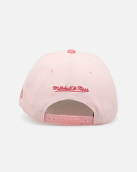 Mitchell & Ness New York Yankees 'Pink Camo' Pro Pinch Snapback Pink