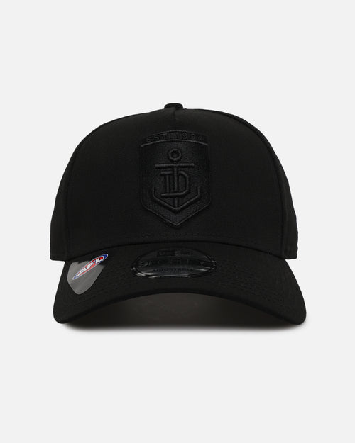 New Era Fremantle Dockers 'Triple Black' 9FORTY A-Frame Snapback Black