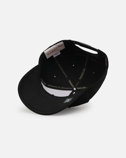 Mitchell & Ness Chicago Bulls 'Black Team Logo' MVP Snapback Black