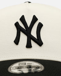 New Era New York Yankees 'Easy Chrome Black' 9FORTY A-Frame Snapback Chrome/Black