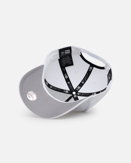 New Era Atlanta Braves 'Easy White' 9FORTY A-Frame Snapback White/White