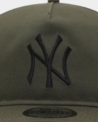 New Era New York Yankees Core Golfer Snapback Olive/Black