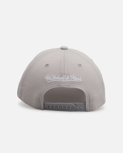 Mitchell & Ness Chicago Bulls 'Gray Tones' MVP Snapback Gray