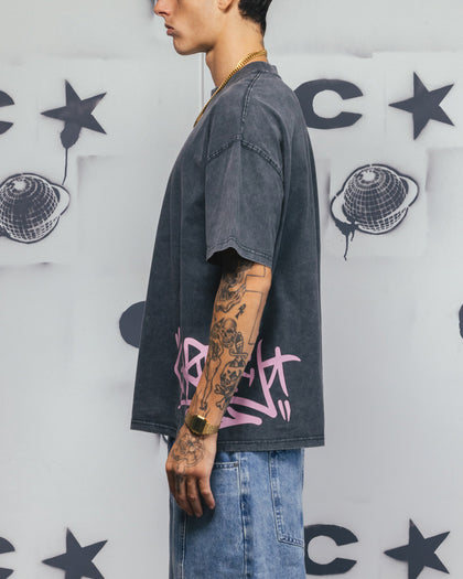 Carre Tagline T-Shirt Washed Black/Pink