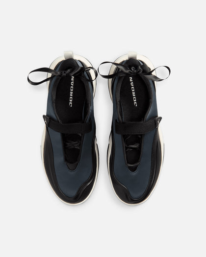 Jordan Women's Pointe Black/Sail