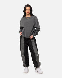 Carre Avenue Ribbed Crewneck Black