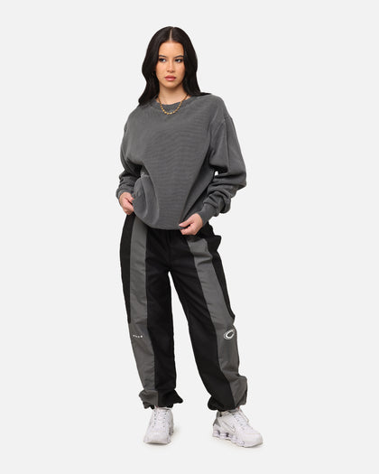Carre Avenue Ribbed Crewneck Black