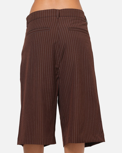 Carre Heritage Pleated Shorts Brown