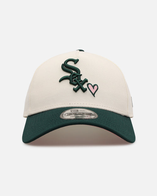 New Era Chicago White Sox 'Pink Satin Hearts Green' 9FORTY A-Frame Snapback Chrome/Dark Green