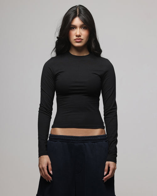 American Thrift Women's Fitted Long Sleeve T-Shirt Black