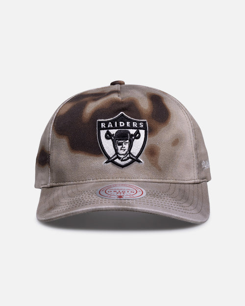 Mitchell & Ness Las Vegas Raiders 'Distressed Origin' Deadstock Snapback Camo