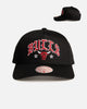 Mitchell & Ness Chicago Bulls 'Black Letter' Pro Pinch Snapback Black