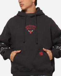 Mitchell & Ness Chicago Bulls Blackletter Champs Box Hoodie Washed Black