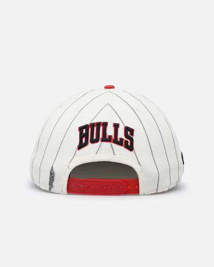 Pro Standard Chicago Bulls Pinstripe Wool Snapback Eggshell/Yellow