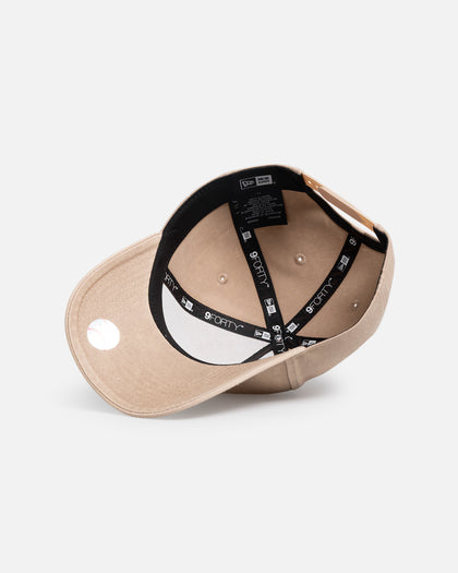 New Era New York Yankees 'Dirty Wash' 9FORTY A-Frame Snapback Camel