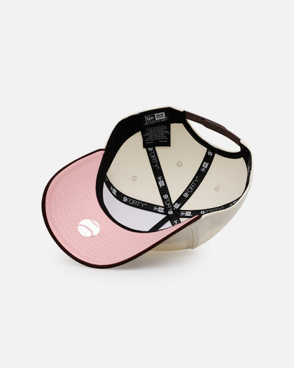 New Era New York Yankees 'Pink Satin Hearts Walnut' 9FORTY A-Frame Snapback Chrome/Walnut