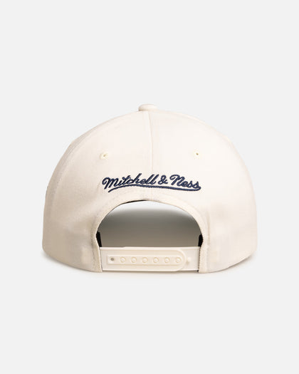 Mitchell & Ness Oklahoma City Thunder Shai Gilgeous-Alexander 'Classic' Script Pro Pinch Snapback White