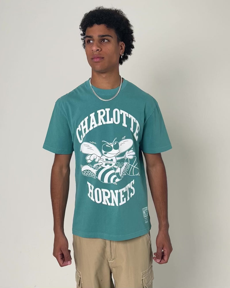 Mitchell & Ness Men's Charlotte Hornets Oversized Logo Short Sleeve Vi