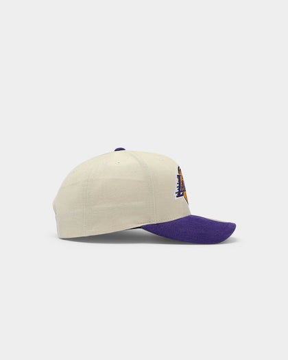 Mitchell & Ness Los Angeles Lakers Pro Crown Snapback Off White/Purple
