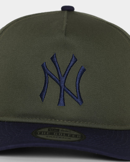 New Era New York Yankees Old Golfer Snapback Olive