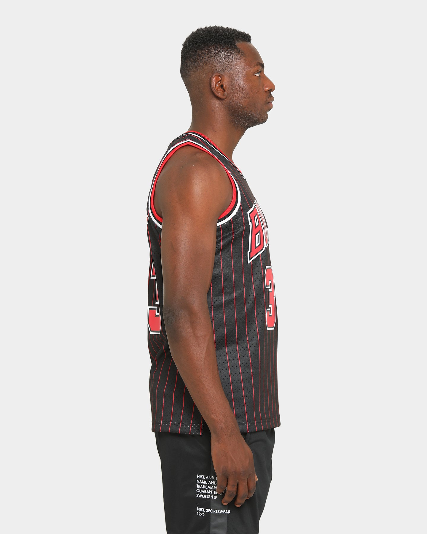 Mitchell & Ness Chicago Bull Scottie Pippen 33 ALT '95-96 Swingman