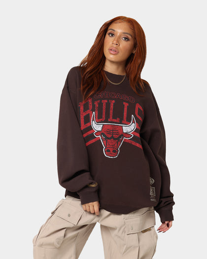 Mitchell & Ness Chicago Bulls Headline Crewneck Baroque Brown