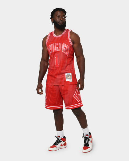 Mitchell & Ness Chicago Bulls Derrick Rose #1 '08-'09 'Triple Red' Swingman Jersey Red