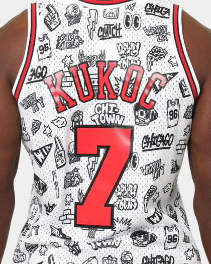 Mitchell & Ness Chicago Bulls Toni Kukoč #7 1997-1998 Doodle Swingman Jersey White